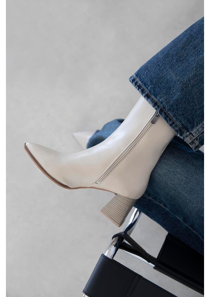 Liston Kadın Topuklu Kırışık Deri Bot Bej fiyatları