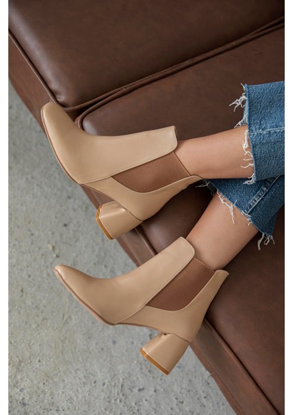 Kitee Kadın Günlük Lastik Detay Topuklu Deri Bot Ten