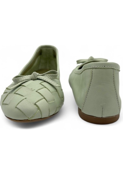 Chic Su Yeşili Hakiki Deri Fiyonk Detaylı Kadın Günlük Babet indirimleri