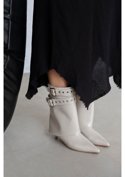 Katy Kadın Aksesuar Detay Kırışık Deri Bot Bej