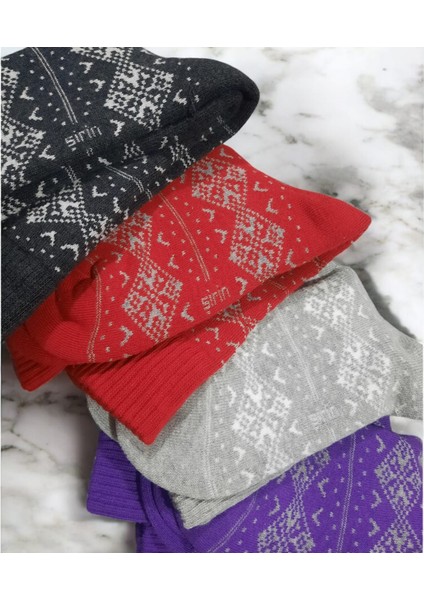 Karışık Renkli 4'lü Şirin Termal Havlu Bayan Çorap fırsatları