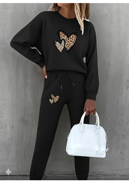 Kadın Uzun Kollu Bisiklet Yaka Kalp Desenli Şardonlu Üç Iplik Bluz ve Pantolon Ikili Takım