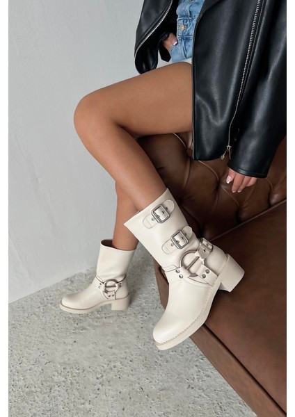 Senya Kadın Aksesuar Detay Deri Bot Bej