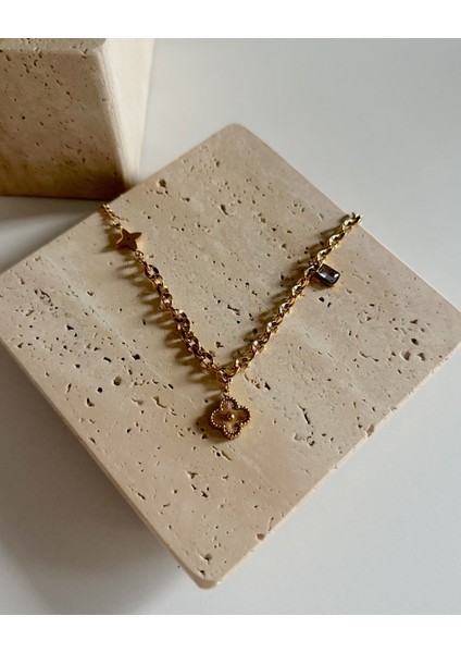 GOLD YONCA ÇİÇEK KOLYE