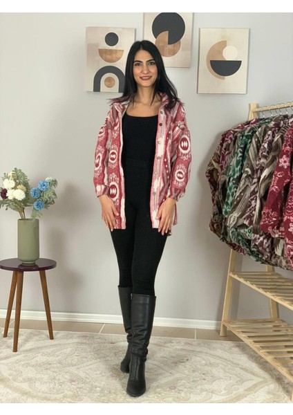 Kadın Tek Cepli Desenli Kalın Oduncu Ceket Gömlek (Kırmızı-Beyaz) fiyatları