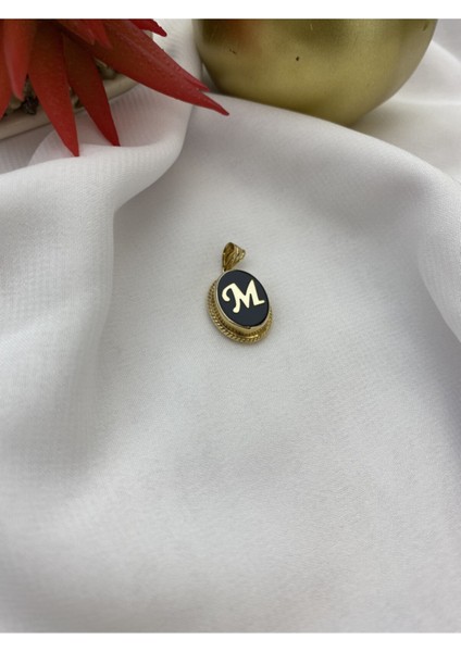 14 Ayar Altın Siyah Taşlı Harf Kolye Ucu