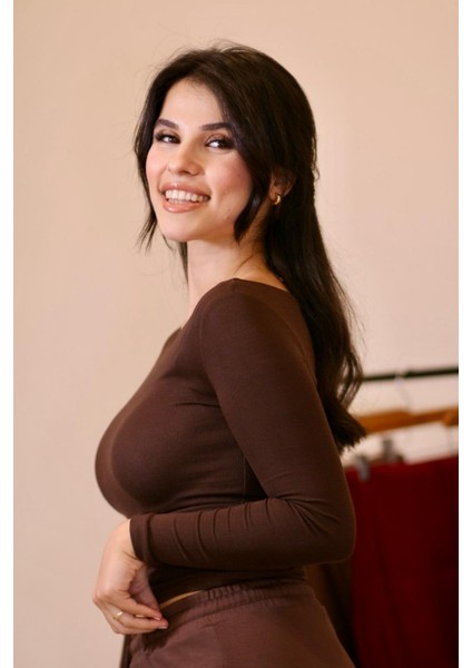 Kayık Yaka Uzun Kollu Kaliteli Buzzy Kumaş Badi fırsatları