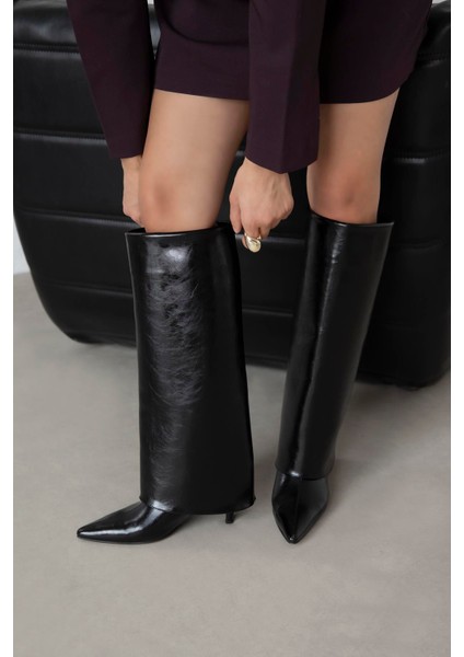 Zack Kadın Tozluk Detay Kırışık Deri Çizme Siyah