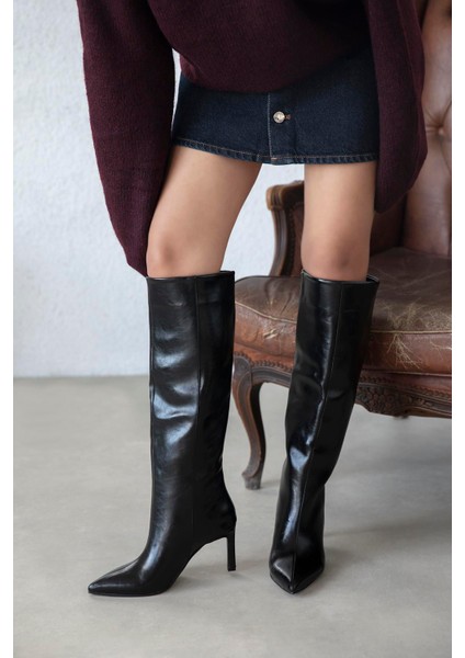 Judd Kadın Kırışık Deri Çizme Siyah fiyatları