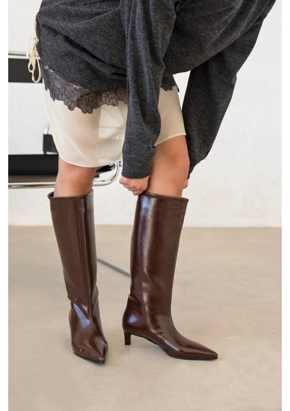 Ella Kadın Kırışık Deri Çizme Kahve fiyatları