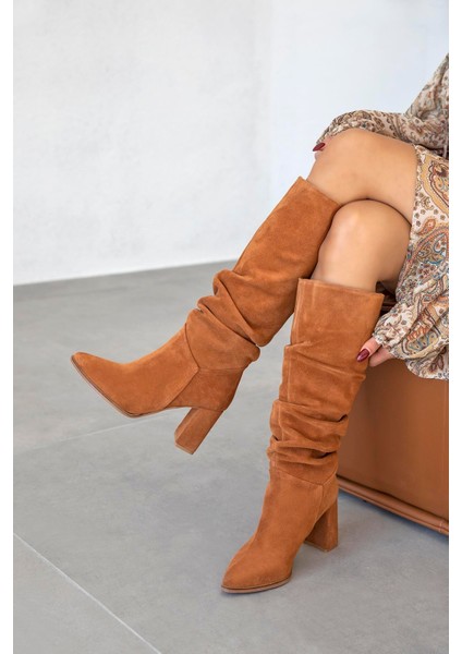 Astana Kadın Sivri Burun Hakiki Süet Deri Çizme Taba