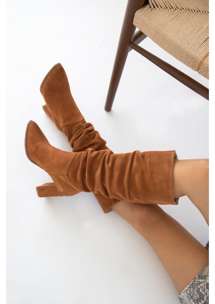 Astana Kadın Sivri Burun Hakiki Süet Deri Çizme Taba fiyatları