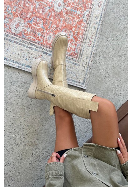 Romee Kadın Fermuar Detay Kroko Çizme Bej