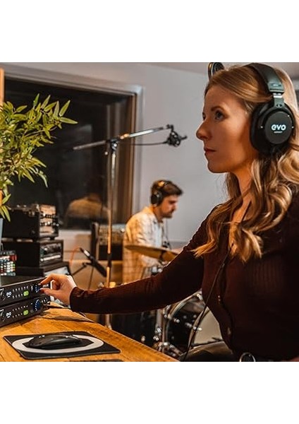 Evo Sp8 8 Kanal Smart Preamp, 2 Jfet Enstrüman Girişi, Ad/da Dönüştürücü ve Yüksek Çözünürlüklü Tft-Lcd Ekranlı, 8-Giriş/8-Çıkış Adat I/o Genişletici indirimleri