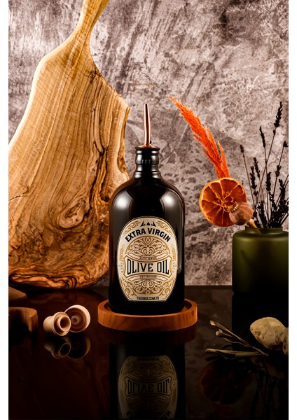 750ML Ahşap Stantlı Black Elite Serisi Vintage Başlıklı Siyah Cam Zeytinyağı Şişesi indirimleri