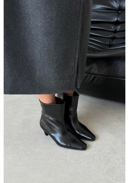 Viva Kadın Kırışık Deri Bot Siyah fiyatları