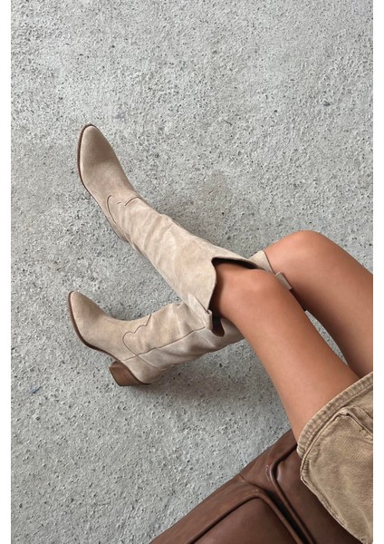 Nemy Kadın Sivri Burun Hakiki Süet Deri Çizme Bej modelleri