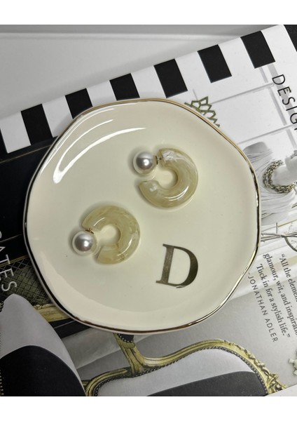 İNCİ TIPA KREM KÜPE