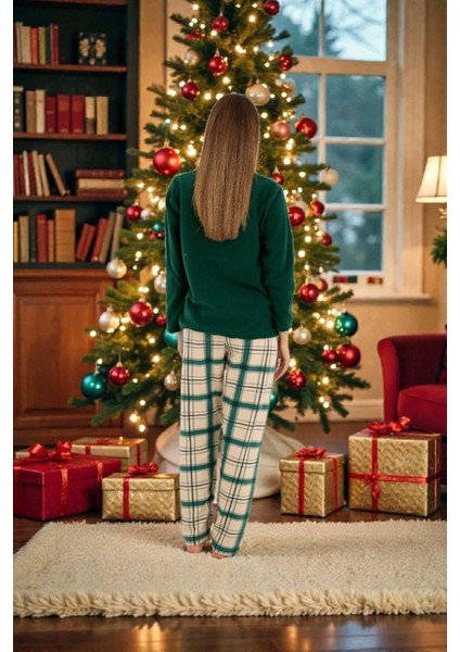 - Yılbaşı Kadın Polar Pijama Takımı modelleri