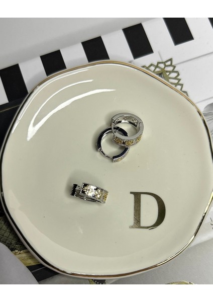 YONCA KABARTMALI HALKA KÜPE