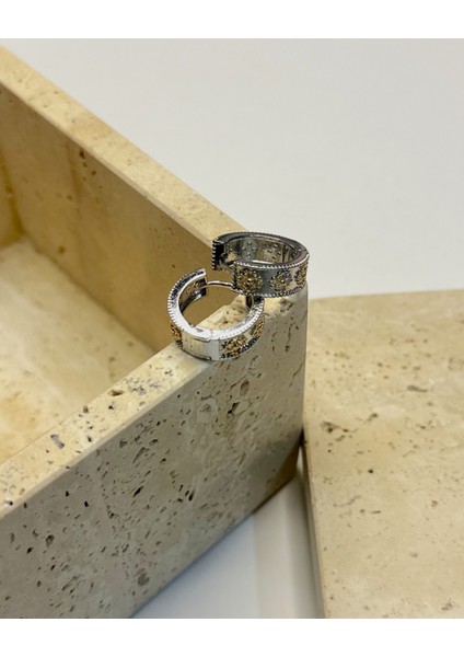 YONCA KABARTMALI HALKA KÜPE fiyatları