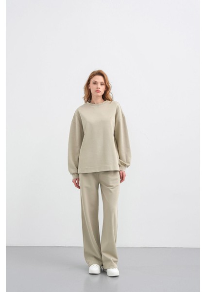Haki Kadın Oversize Pike Dokulu Bol Paça Alt-Üst Takım modelleri