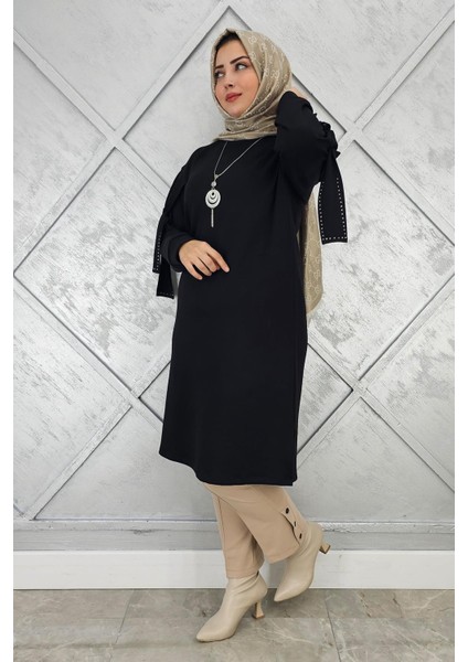 Kadın Taş ve Kolye Detaylı Tesettür Tunik
