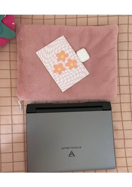 Peluş Kumaş Notebook & Tablet Çantası Kılıfı (Renk Seçenekli) (11 • 13 • 16 Inç Seçenekli) fırsatları