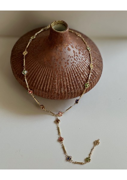 RENKLİ YONCA Y KOLYE modelleri