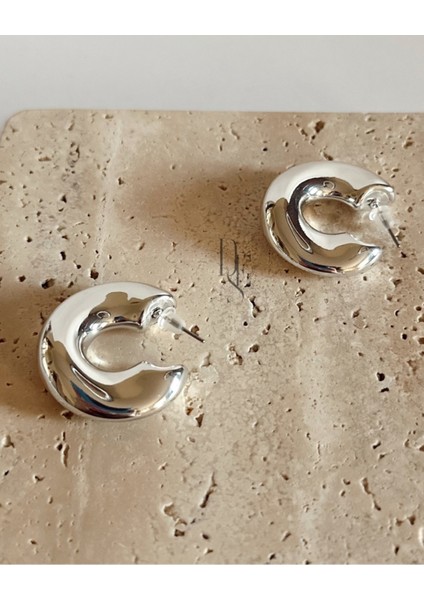 SİLVER ASİMETRİK HALKA KÜPE fırsatları