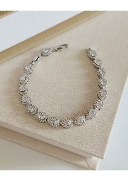 SİLVER ZİRKON TAŞLI BADEM BİLEKLİK