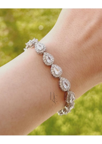 SİLVER ZİRKON TAŞLI BADEM BİLEKLİK fırsatları