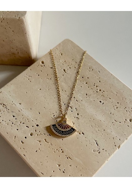 SİYAH YELPAZE KOLYE