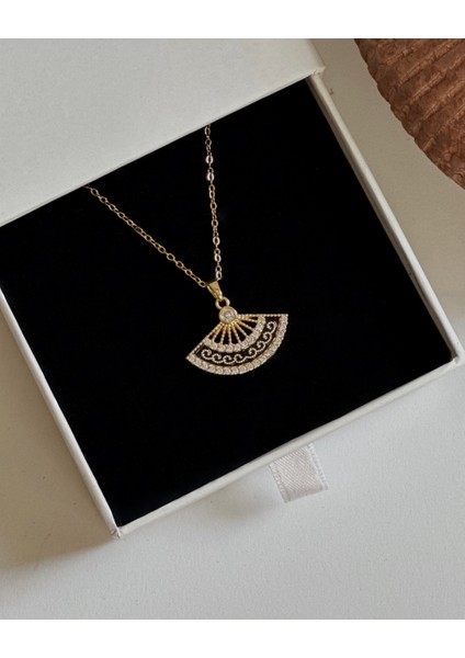 SİYAH YELPAZE KOLYE modelleri