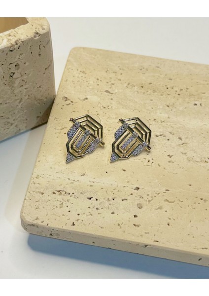 ZİRKON TAŞLI ÜÇGEN KÜPE fiyatları