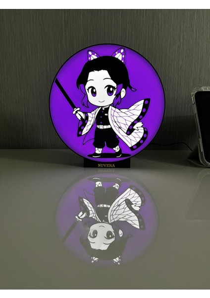 Mor Işıklı Anime Karakter LED Gece Lambası – Masaüstü Dekor ve Hediye