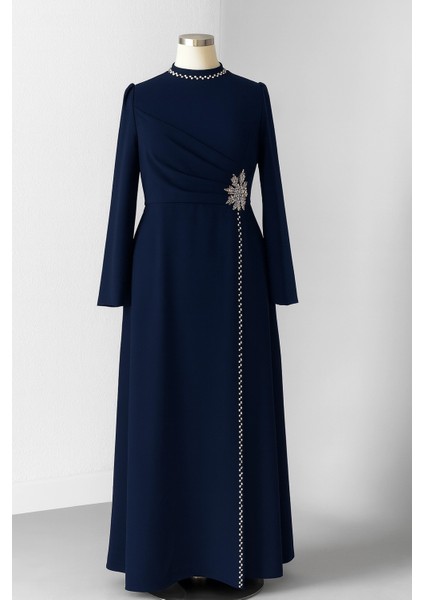 Krep Kumaş Taş Detaylı Abiye