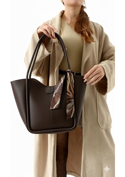 Acı Kahve Makyaj Çantalı Fularlı Kadın Omuz Çantası