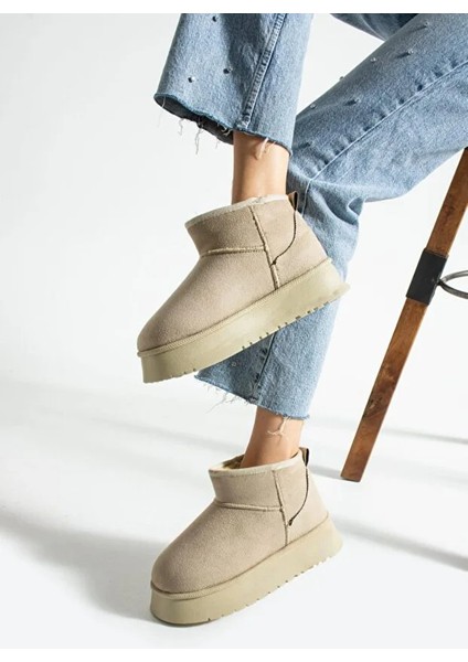 Süet Kadın Kışlık Ev ve Dışarı Botu Terliği Ug Model Yüksek Kalın Tabanlı Kışlık Içi Yünlü Tüylü