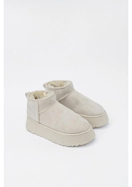 Süet Kadın Kışlık Ev ve Dışarı Botu Terliği Ug Model Yüksek Kalın Tabanlı Kışlık Içi Yünlü Tüylü