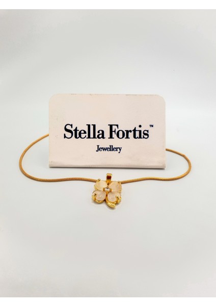 Dört Yapraklı Yonca Kolye – Kalp Şekilli Yapraklar, Yılan Zincir | Sf Signature Serisi fırsatları