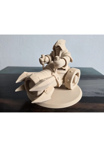 CRAFTSY3D Kırmızı Topçu Minyon Figür – 3D Baskı Dekoratif Koleksiyon Ürünü fiyatları