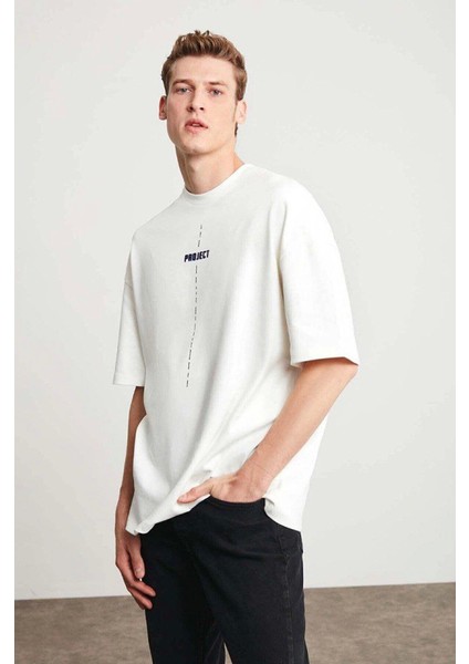 Unisex Baskılı Oversize T-Shirt - Beyaz fırsatları