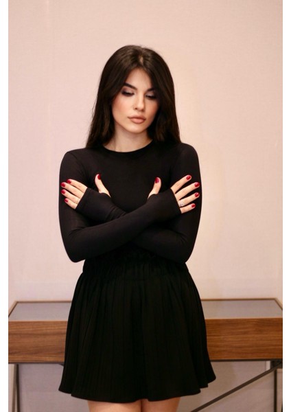 Bisiklet Yaka Parmak Geçmeli Kaliteli Buzzy Kumaş Badi