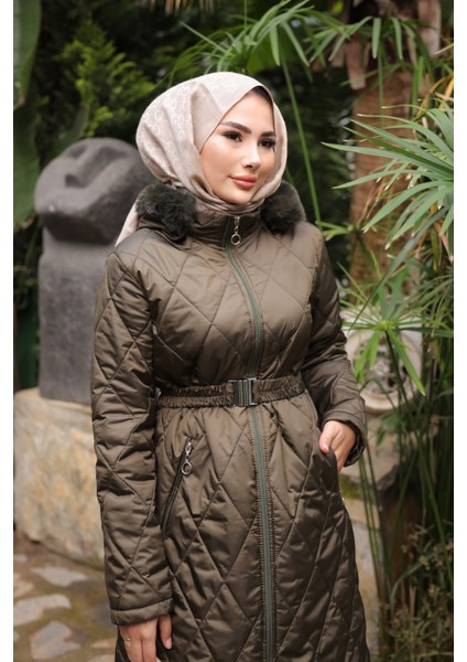 Haki Kapüşonlu Fermuarlı Kapitone Mont modelleri