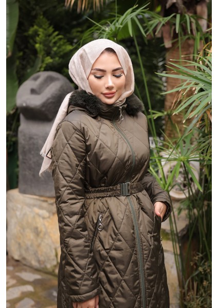 Haki Kapüşonlu Fermuarlı Kapitone Mont fırsatları