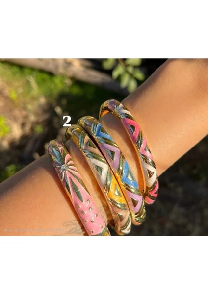 Mineli Üçgen Desenli Krem Rengi Kalın Kelepçe modelleri