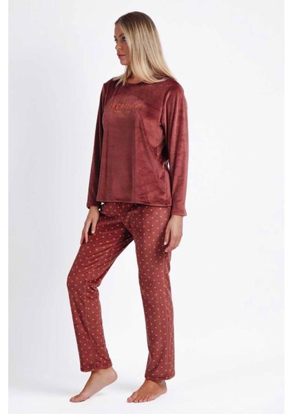 60222 Kahverengi Kadife Pijama Takımı fiyatları