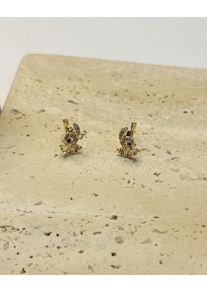 MİNİ TAŞLI STİTCH KÜPE fırsatları