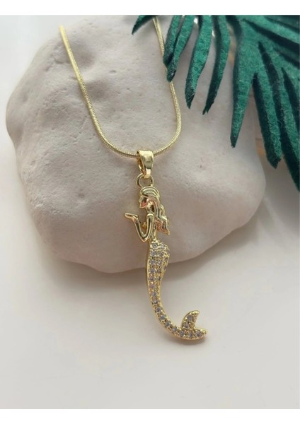 Denizkızı Figürlü Gold Renk Çelik Kolye